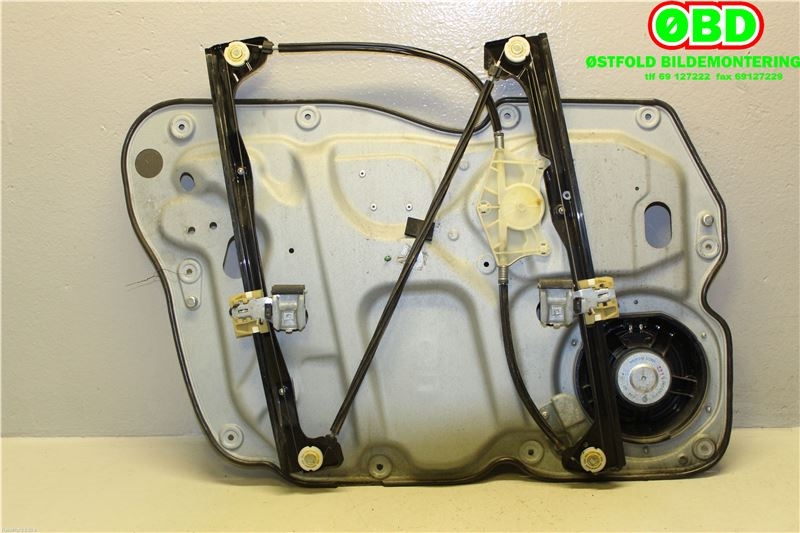 Ruteheis til VW Caddy 2004-2010 (Type III, Fase 1)  (VOLKSWAGEN|2K1 837 730 L|)