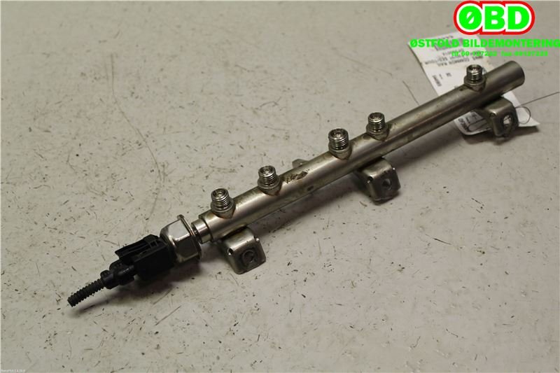 Dyseskinne (fuelrail) til BMW 3-Serie 2005-2011 (E90/E91/E92/E93) (E90/E91/E92/E93) (BMW|13537562474|)