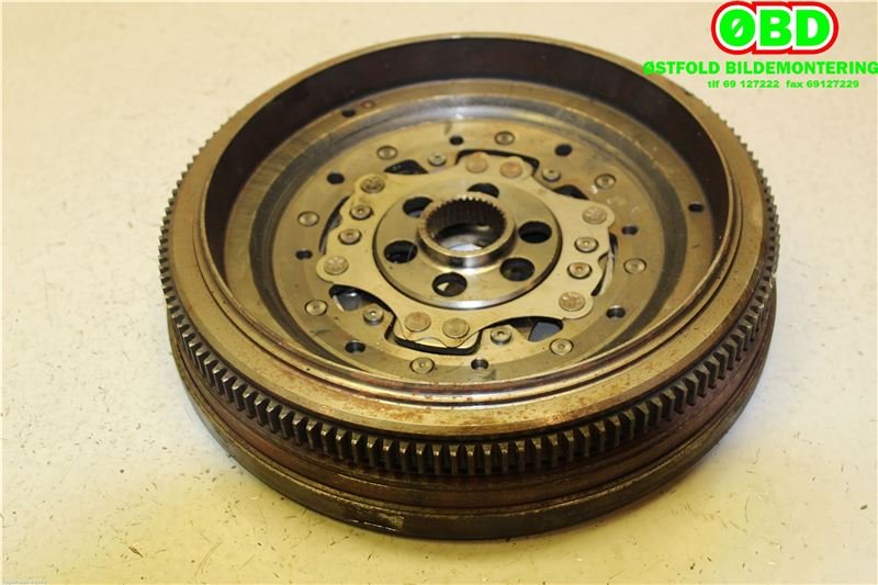 Svinghjul automat til VW Transporter / Caravelle 2009-2015 (Fase 2) (T5) (T5) (VOLKSWAGEN|03L 105 266 AN|03L 105 266 DT|)