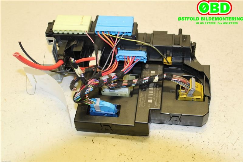 Sikringsboks til Mercedes GLK 2008-2015 (X204) (X204) (MERCEDES|A 204 545 90 01|A 204 906 79 02|2045452069)