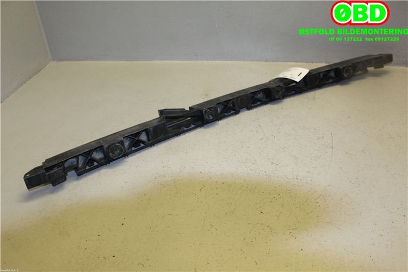 Diverse deler til Audi A6 2011-2014 (Type IV, Fase 1) (C7) (C7) (AUDI|4G9 807 458|)