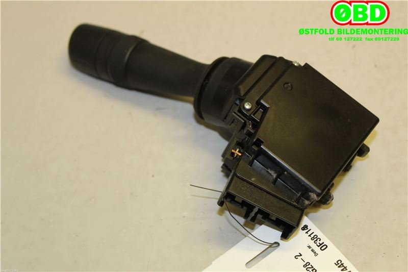 Bryter visker til Toyota Auris 2013-2015 (Type II, Fase 1)  (TOYOTA|8465202540|)