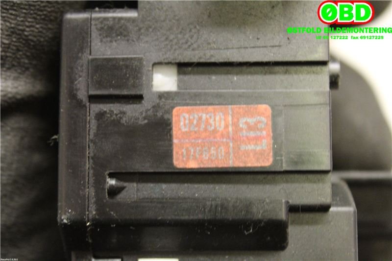 Bryter blink til Toyota Auris 2013-2015 (Type II, Fase 1)  (TOYOTA|8414002730|)