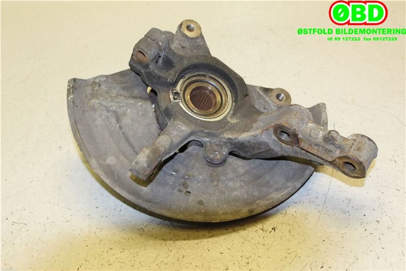 Hjulspindel høyre foran til Mercedes Citan 2012-2021 (W415) (W415) (MERCEDES|A 415 332 02 00|)