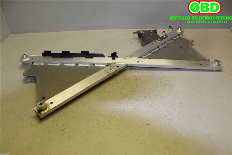 Karosseri diverse til BMW i3 2013-2022  (BMW I i3|39 20 6 879 520|)