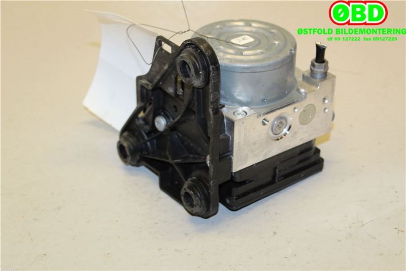 ABS sentral til VW Passat 2015-2019 (Fase 1) (B8) (B8) (VOLKSWAGEN|3Q0 614 517 AF||3Q0614517AA)