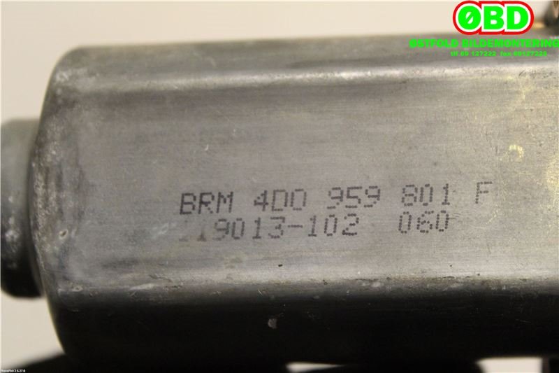 Ruteheis venstre bak til Audi A8 1995-2002 (Type I) (AUDI|4D0959801F|)