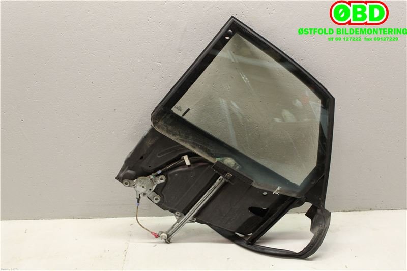 Ruteheis til Audi A8 1995-2002 (Type I) (AUDI|4D0839461A|)