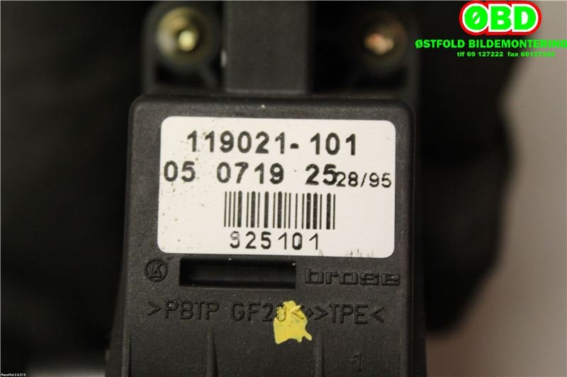 Ruteheis høyre foran til Audi A8 1995-2002 (Type I)  (AUDI|4D0959802E|)