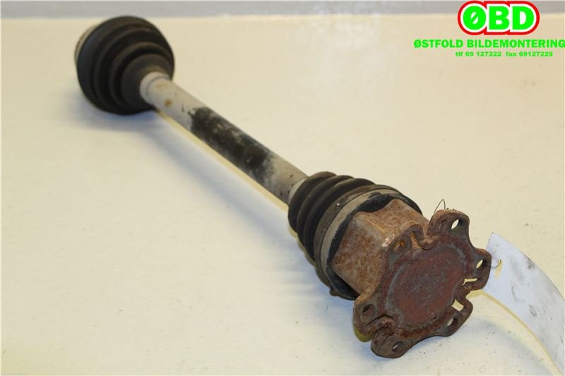Drivaksel venstre foran til Audi A4 2004-2008 (Type III) (B7) (B7) (AUDI|8E0407451KX||8E0407271BA)