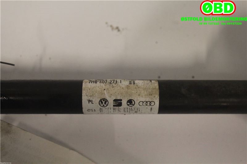 Drivaksel venstre foran til VW Transporter / Caravelle 2003-2009 (Fase 1) (T5) (T5) (VOLKSWAGEN|7E0 407 271 N|7E0 407 271 AA|7H0407271T)