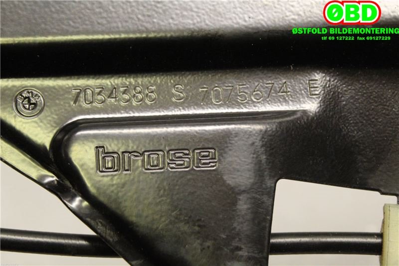 Ruteheis høyre bak til BMW 5-Serie 2003-2010 (E60/E61) (E60/E61) (BMW|51 35 7 184 746|)