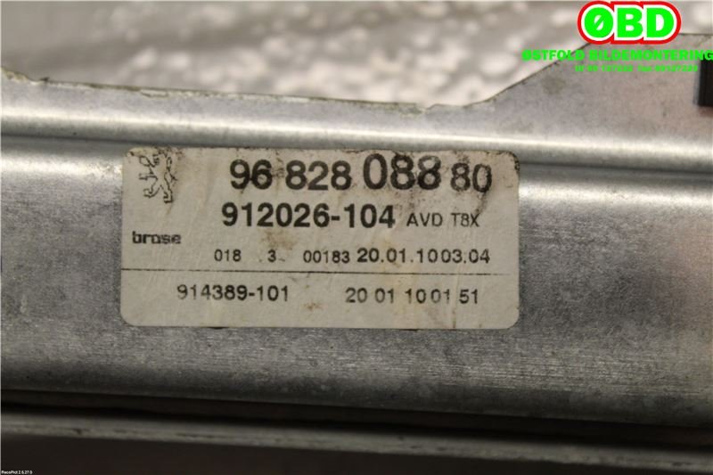 Ruteheis høyre foran til Peugeot 3008 2009-2016 (Type I)  (PEUGEOT|9682808880|)