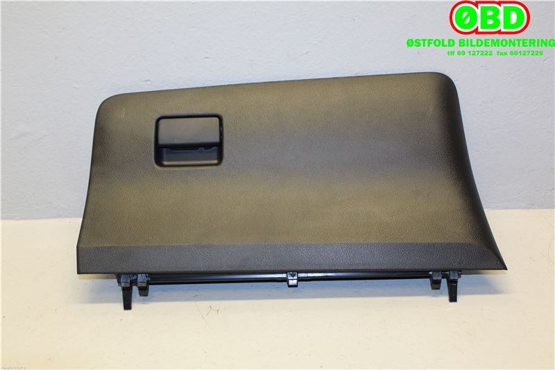 Hanskerom til Toyota Yaris 2014-2020 (Type III, Fase 2) (TOYOTA|555500D151C1|)