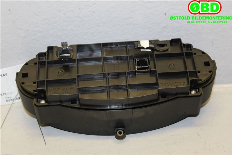 Varmeapparat betjening til Toyota Yaris 2014-2020 (Type III, Fase 2)  (TOYOTA|559000D800C3||559000D800)