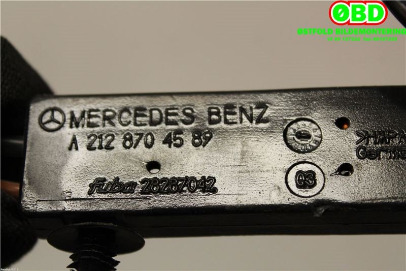 Antenne forsterker til Mercedes CLS 2011-2017 (C218) (C218) (MERCEDES|A 212 870 45 89||2128704589)