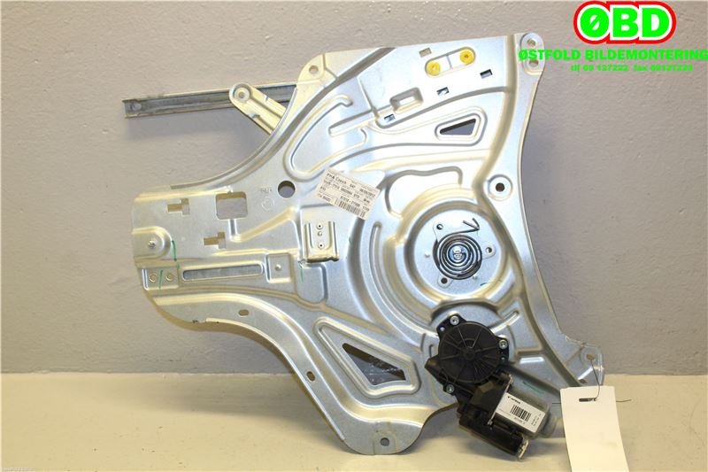Ruteheis venstre foran til Hyundai Ix35 2010-2015 (HYUNDAI|824112S000|)