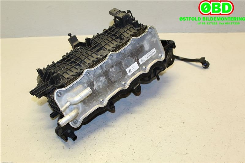 Manifold innsug til VW Passat 2015-2019 (Fase 1) (B8) (B8) (VOLKSWAGEN|04E 129 709 Q||04E145749F)