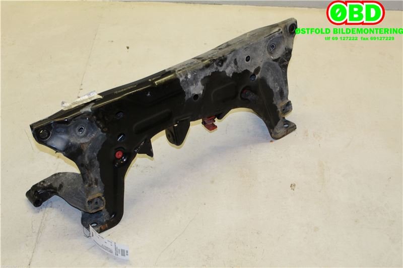 Travers foran hoved til Ford Fiesta 2017-->> (Type VII)  (FORD|2482224|)