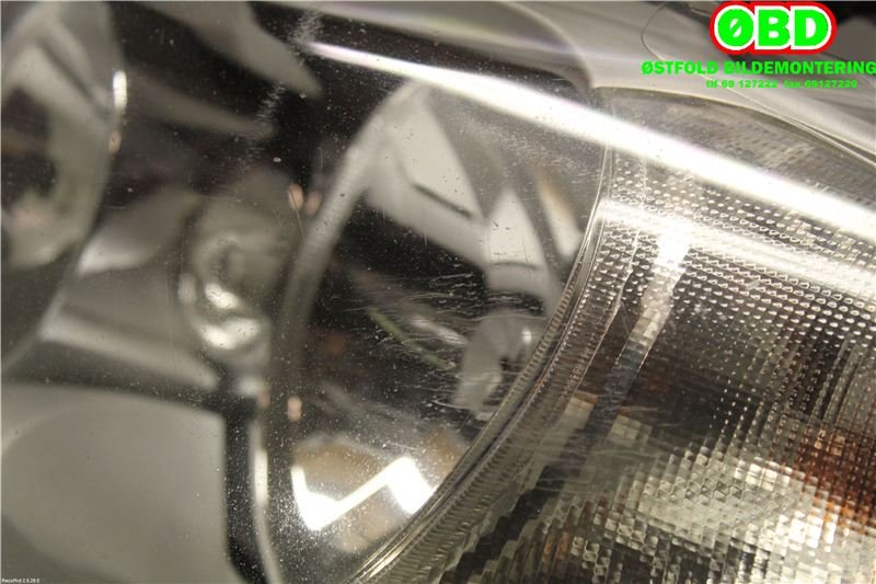 Frontlykt venstre halogen til BMW 1-Serie 2004-2011 (E81/E82/E87/E88) (E81/E82/E87/E88) (BMW|63 12 6 924 485||63126924485)