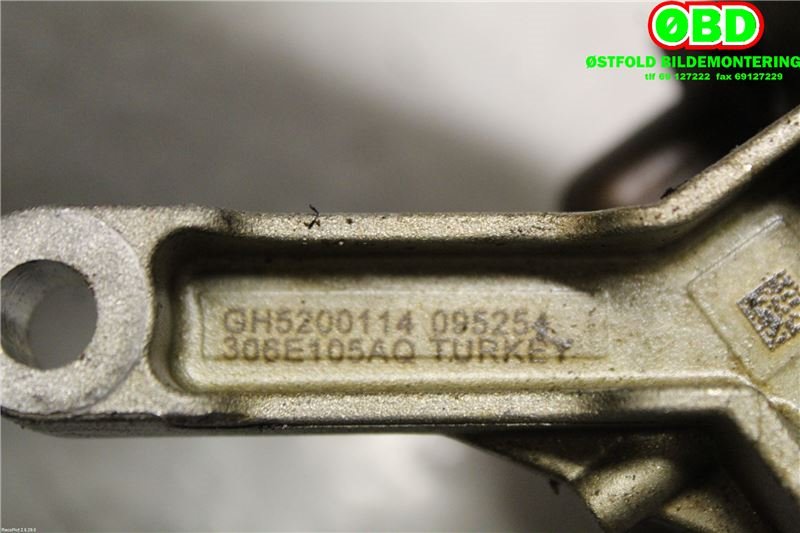 Diverse deler til Porsche Panamera 2009-2017 (Type I) (970) (970) (PORSCHE|958 107 013 20|958 107 013 21|06E115105)