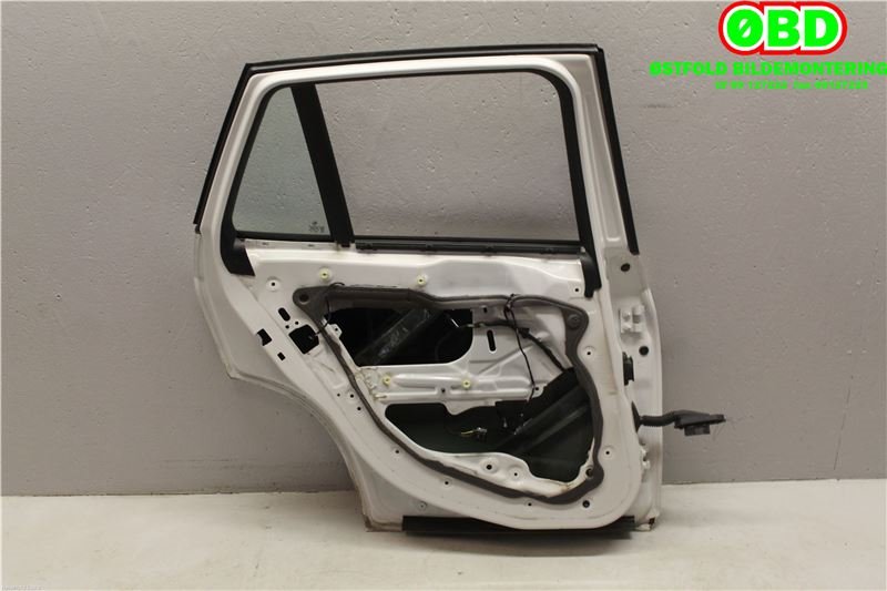 Dør venstre bak til BMW X1 2009-2015 (E84) (E84) (BMW|41 00 2 993 819|41 00 9 628 743|)