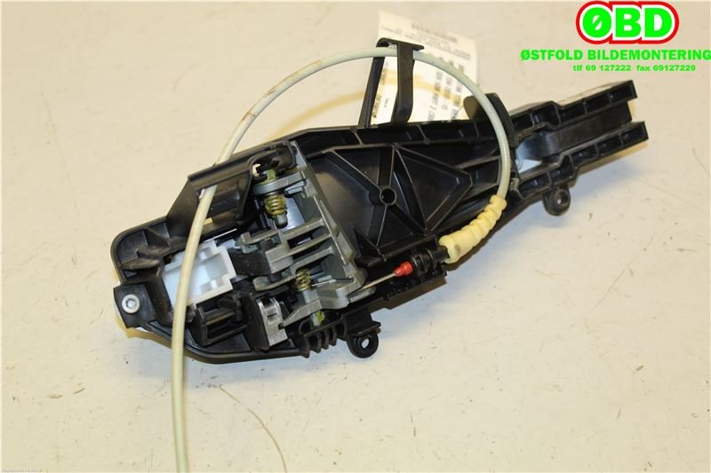 Dørhåndtak utv venstre bak til BMW X1 2009-2015 (E84) (E84) (BMW|51 21 2 992 985|51 22 2 992 975|)