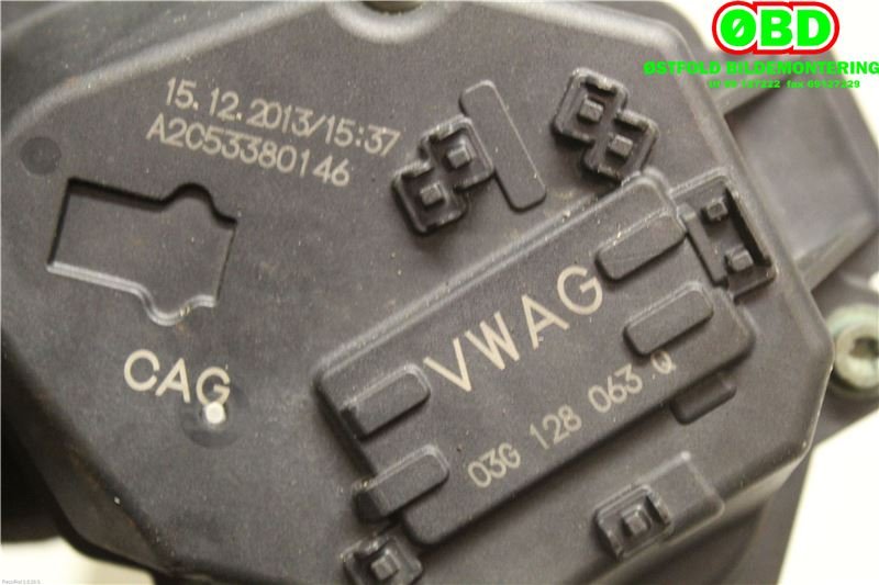 Spjeldhus til VW Transporter / Caravelle 2003-2009 (Fase 1) (T5) (T5) (VOLKSWAGEN|03G 128 063 Q||03G128063Q)