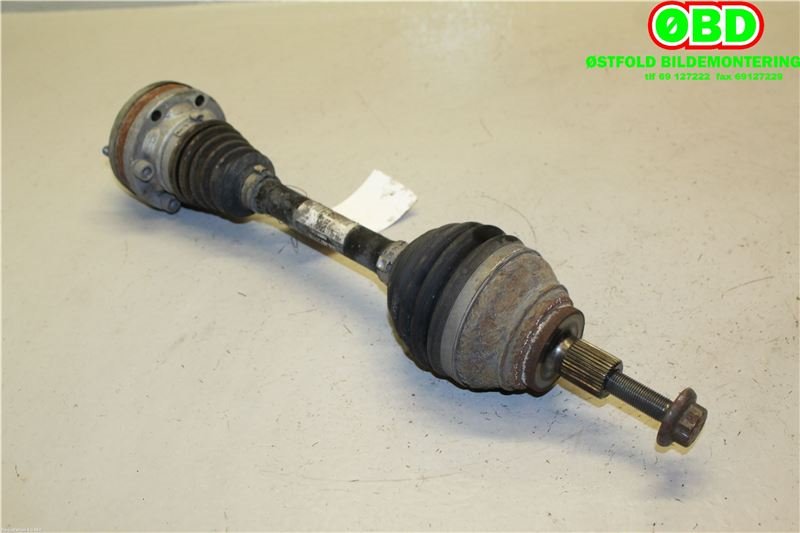 Drivaksel venstre foran til VW Golf VII 2012-2017 (Fase 1)  (VOLKSWAGEN|5Q0 407 271 H||5Q0407271H)