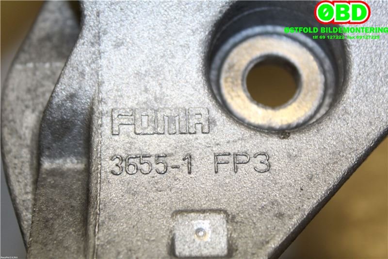 Dynamobrakett til Škoda Octavia 2017-2020 (Type III, Fase 2)  (SKODA|04L 903 141 B|)