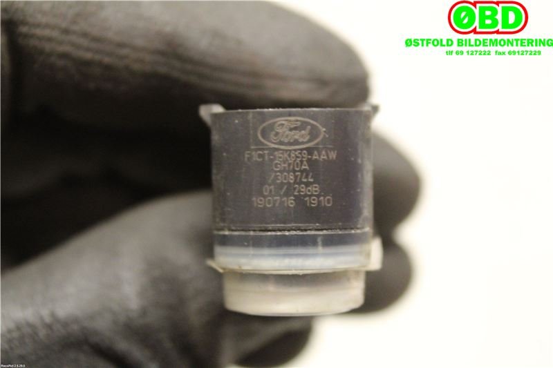 Parkeringssensor bak til Ford Ka+ 2016-->> (Type III)  (FORD|2163331||F1CT15K859AAW)