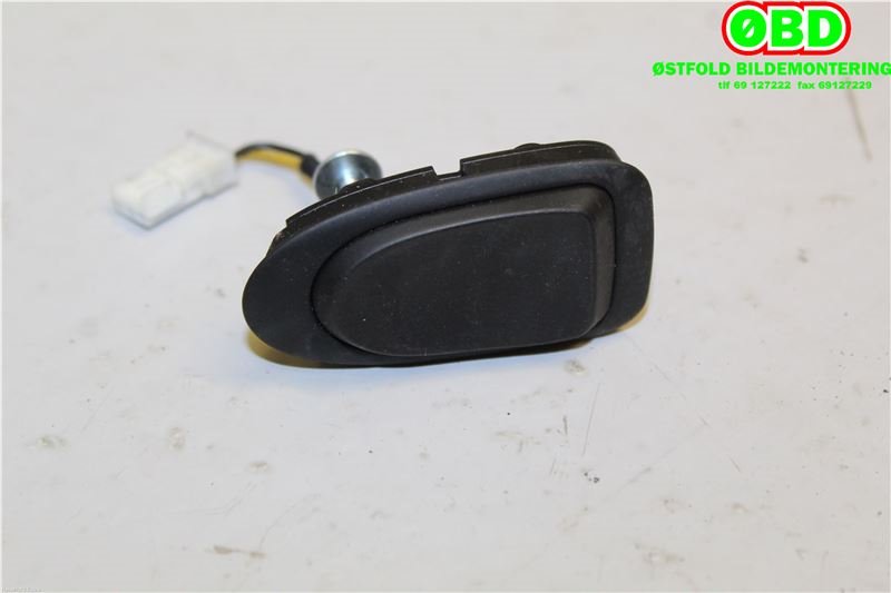 Bryter diverse til Mercedes S-Klasse 2005-2013 (W221) (W221) (MERCEDES|A 221 821 17 51||2218211751)