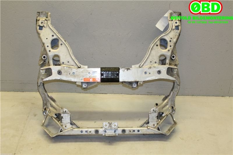 Travers foran hoved til BMW 3-Serie 2005-2011 (E90/E91/E92/E93) (E90/E91/E92/E93) (BMW|31116785640|)