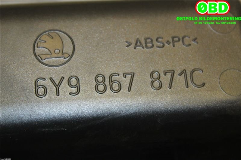 Bagasjerom rollon til Škoda Fabia 2000-2007 (Type I)  (SKODA|6Y9 867 871 C||6Y9867871C)