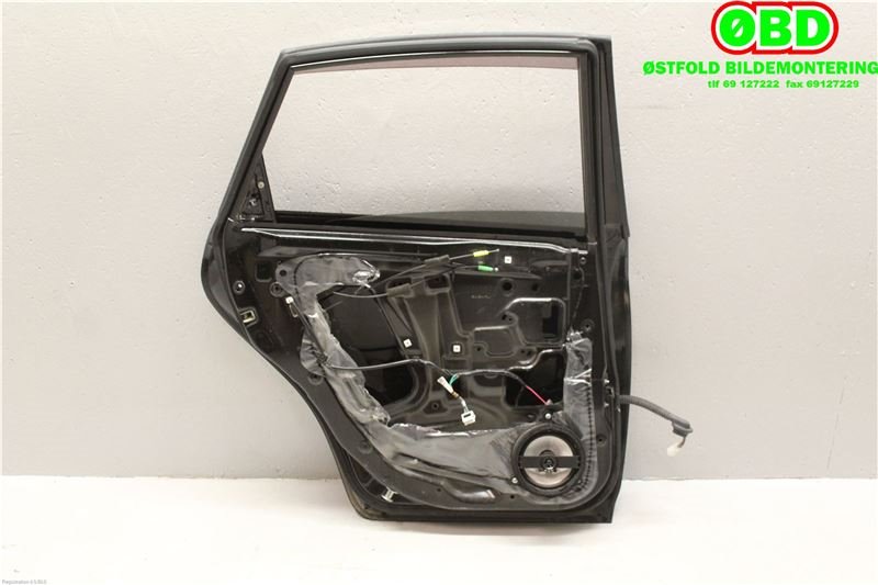 Dør venstre bak til Subaru Impreza 2008-2012 (Type III)  (SUBARU|60409FG0119P|)