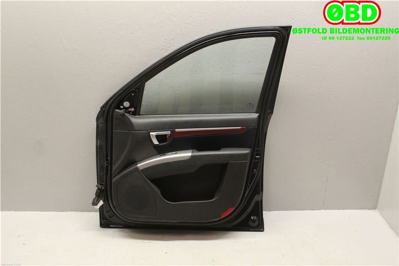 Dør høyre foran til Hyundai Santa Fe 2006-2009 (Type II, Fase 1)  (HYUNDAI|760042B030|)