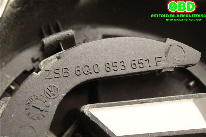 Grill til VW Polo 2005-2009 (Type IV, Fase 2)  (VOLKSWAGEN|6Q0 853 653 E||6Q0853651F)