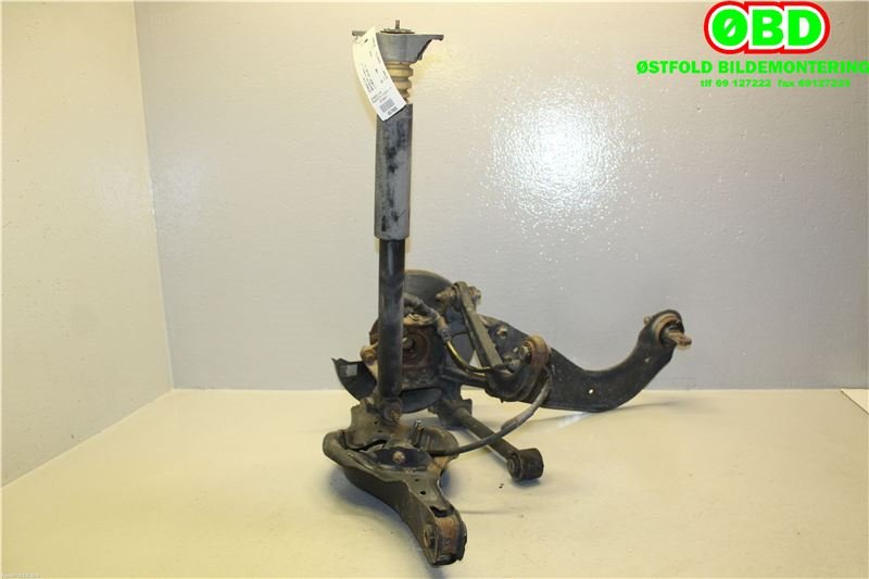 Hjulspindel venstre bak til Mazda CX-5 2012-2017 (Type I)  (MAZDA|KD372612XA|)