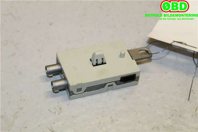 Antenne forsterker til Volvo V40 2012-2019 (VOLVO|30761703|)