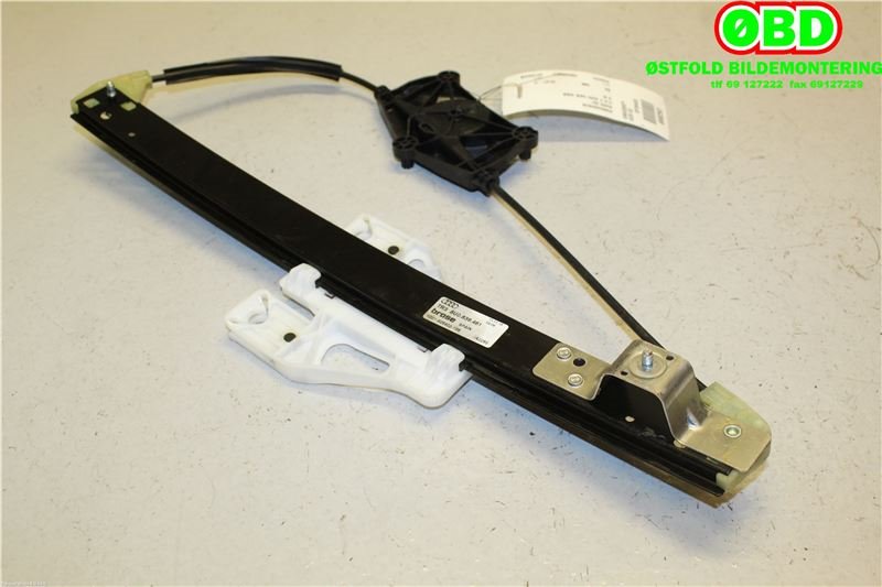 Ruteheis til Audi Q3 2015-2018 (Type I, Fase 2) (AUDI|8U0839461|)