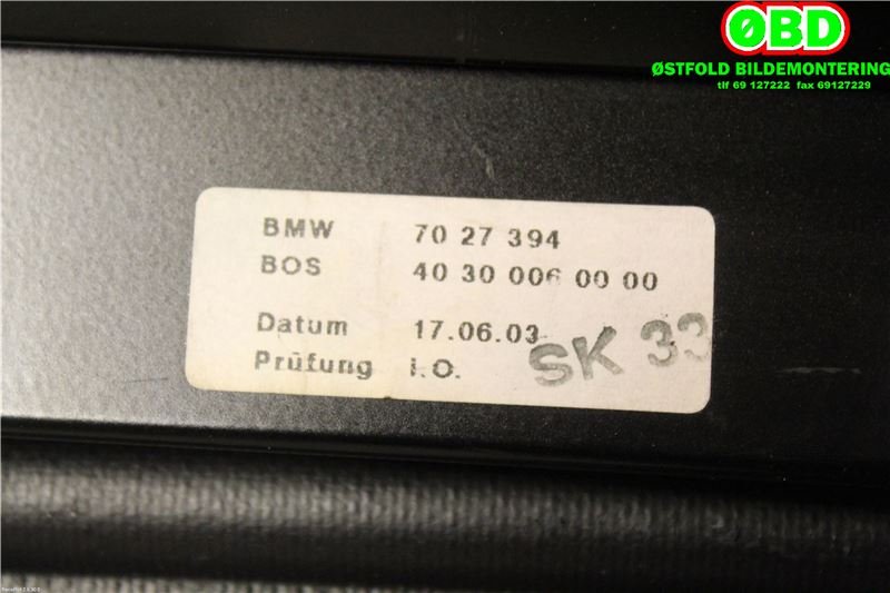 Bagasjerom rollon til BMW 3-Serie 1998-2005 (E46) (E46) (BMW|51 47 7 160 582|)