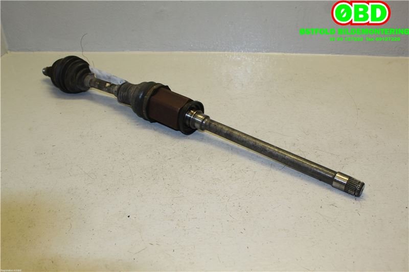 Drivaksel høyre foran til BMW 3-Serie 2005-2011 (E90/E91/E92/E93) (E90/E91/E92/E93) (BMW|31607558950|)