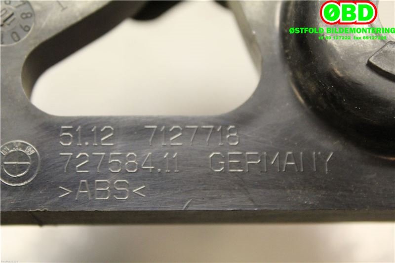 Diverse deler til BMW 3-Serie 2005-2011 (E90/E91/E92/E93) (E90/E91/E92/E93) (BMW|51 12 7 202 670|)