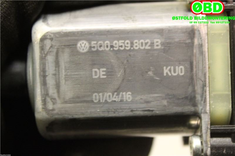 Ruteheis venstre foran til Audi A3 2016-2020 (Type III, Fase 2)  (AUDI|5Q0 959 802 B||5Q0959802B)