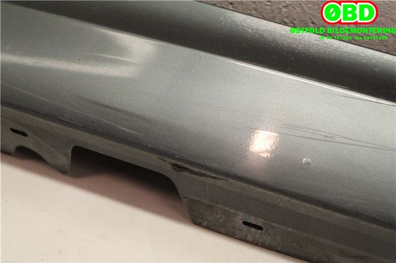 Kanalskjørt høyre til BMW 3-Serie 2005-2011 (E90/E91/E92/E93) (E90/E91/E92/E93) (BMW|51 77 0 037 060|)