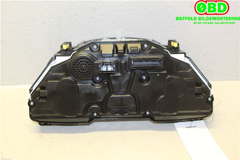 Instrumentpanel til Toyota Avensis 2015-2019 (Type III, Fase 2) (TOYOTA|8380005V70|)