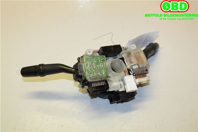 Bryter combi til Toyota Land Cruiser 120 2002-2009 (TOYOTA|843106B070|)