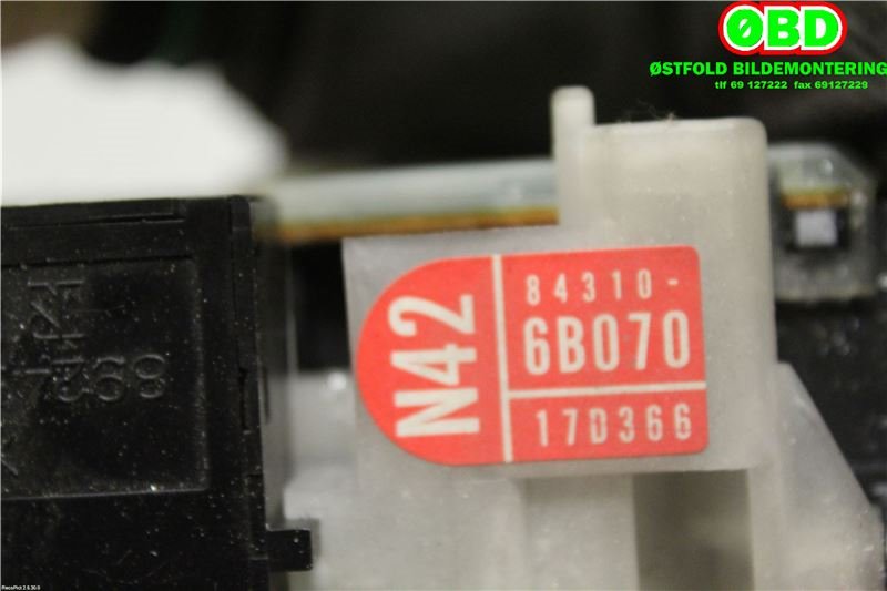 Bryter combi til Toyota Land Cruiser 120 2002-2009 (TOYOTA|843106B070|)