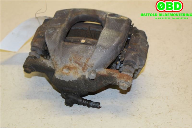 Bremsecaliper høyre foran til Toyota Avensis 2015-2019 (Type III, Fase 2)  (TOYOTA|4773002361|)