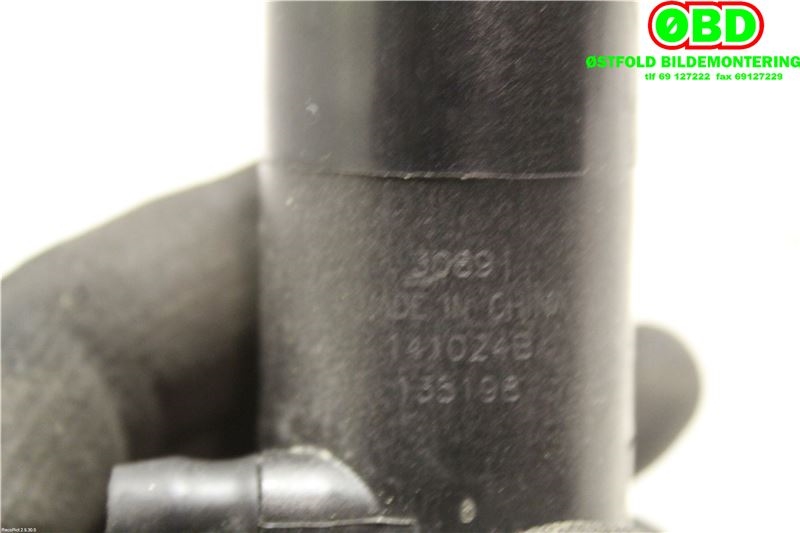 Spylerpumpe bak til Toyota Avensis 2015-2019 (Type III, Fase 2)  (TOYOTA|8528005050|)